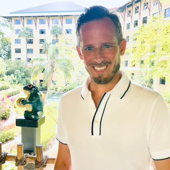 Meet your Posher, Ryan - Picture 1 of 5